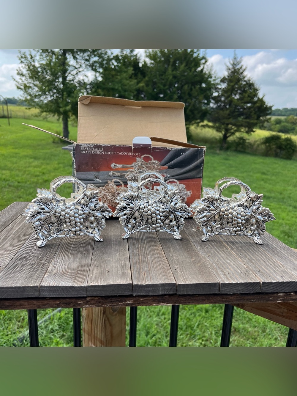 Silver Plate Grape Buffet Caddy Napkin, Fork, Knife Holders  Set of 3 New